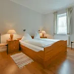 Apartment Haus Am Hövt - 6 Goehren (Ruegen)